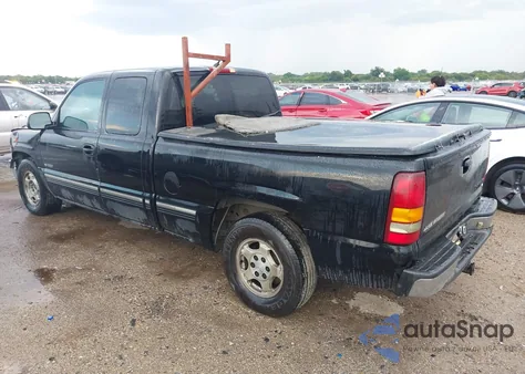 2002 Chevrolet Silverado 1500 Ls z USA, uszkodzony, nr VIN 2GCEC19T021281577